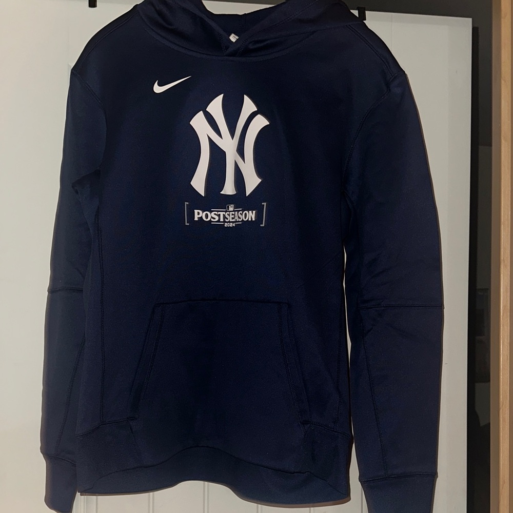 Nike Dark Blue Yankees Postseason Hoodie